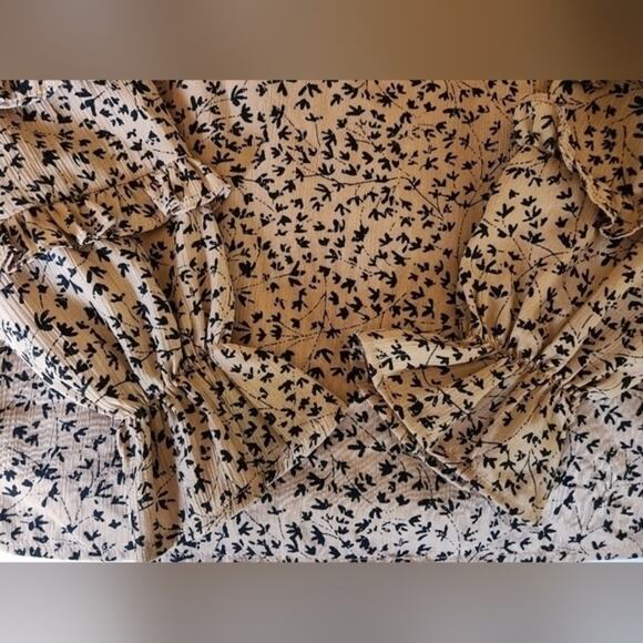 HAYDEN Girls Square Neck Ruffle Sleeve Top Girls Size Small - Picture 3 of 6